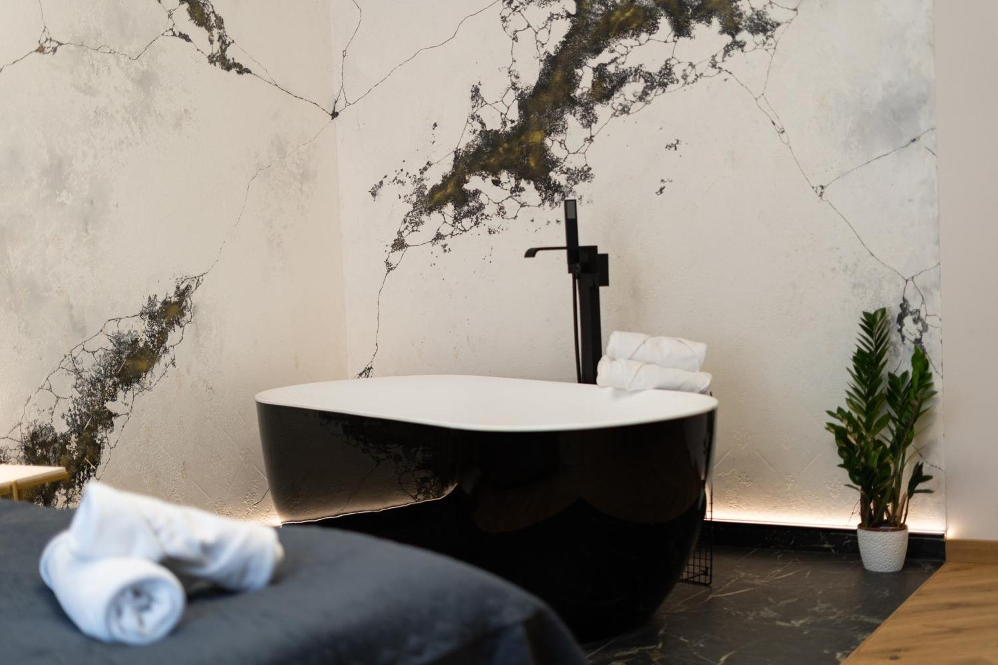 Spa Bedrooms With Sauna&Bath And Free Parking Красков Екстериор снимка