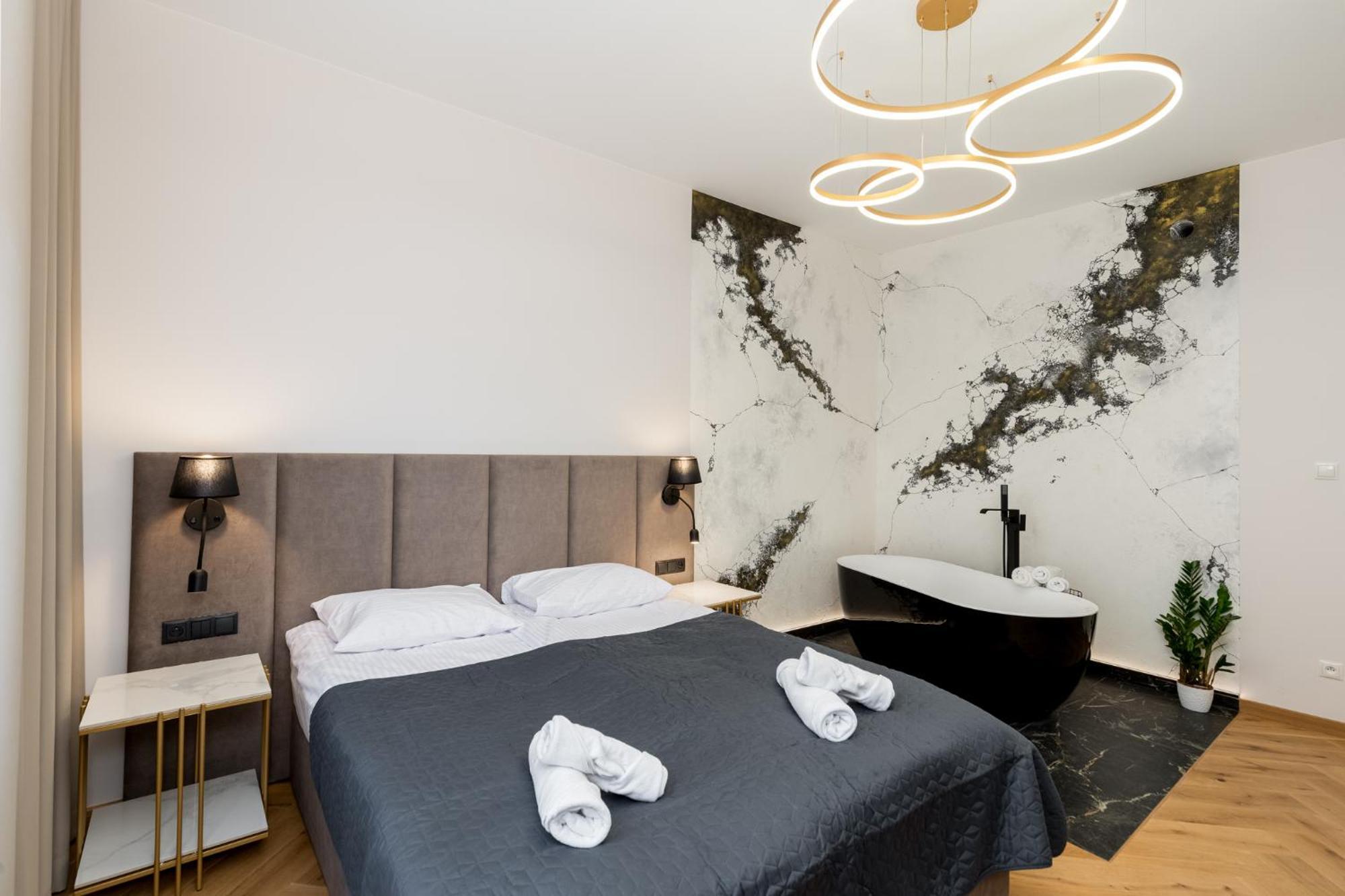 Spa Bedrooms With Sauna&Bath And Free Parking Красков Екстериор снимка